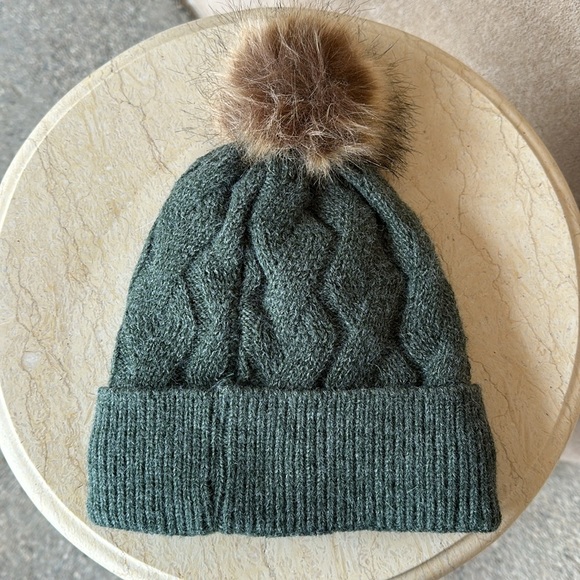 Britt’s Knits Mainstay Plushed-lined Pom Hat in marbled green - Picture 3 of 8